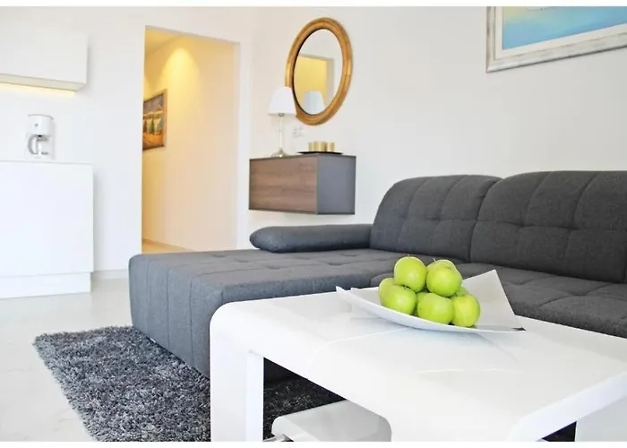 アパート Klara's Seaview *