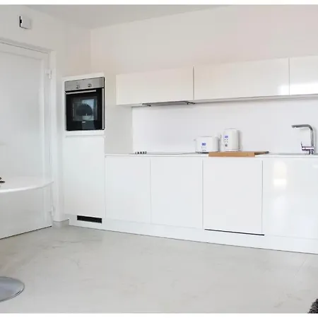 Klara's Seaview טרוגיר