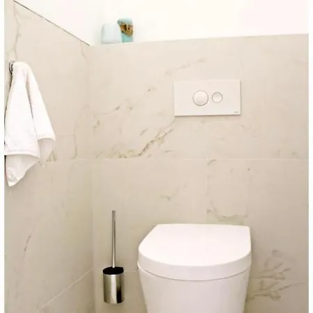 דירה Klara's Seaview טרוגיר