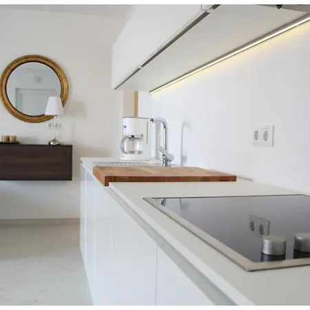 Klara Apartment *