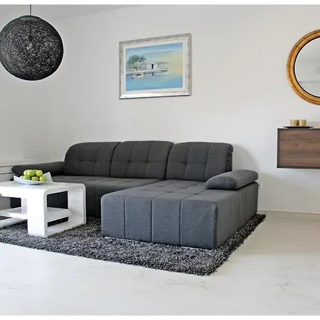 Klara Apartment